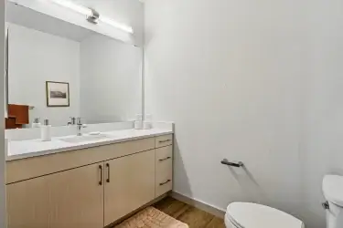 30 LE upscale strong tone enhance 30 color enhance 30