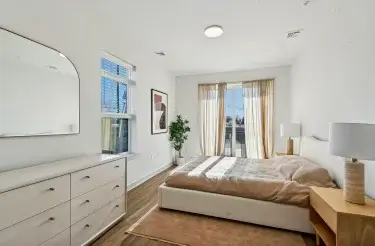 32 LE upscale strong tone enhance 30 color enhance 30