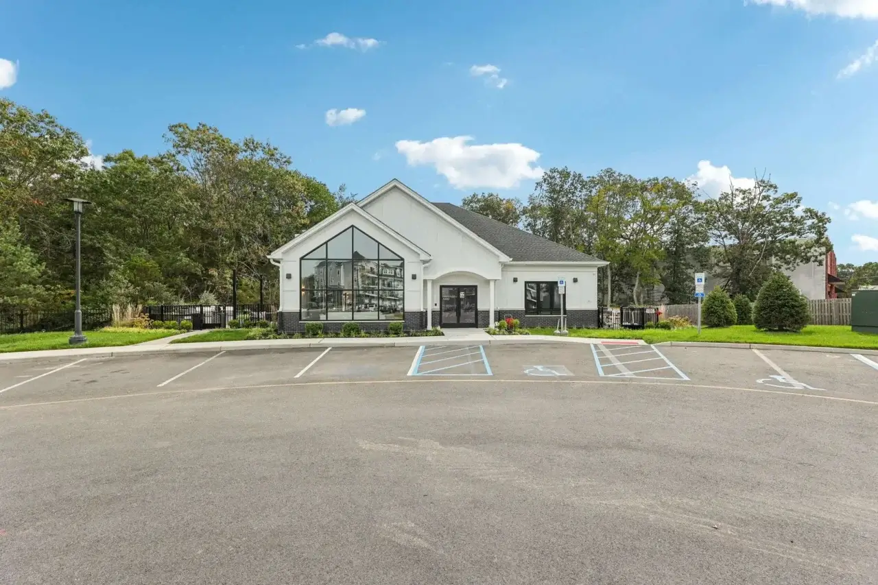 139 web or mls us 9 0110 901