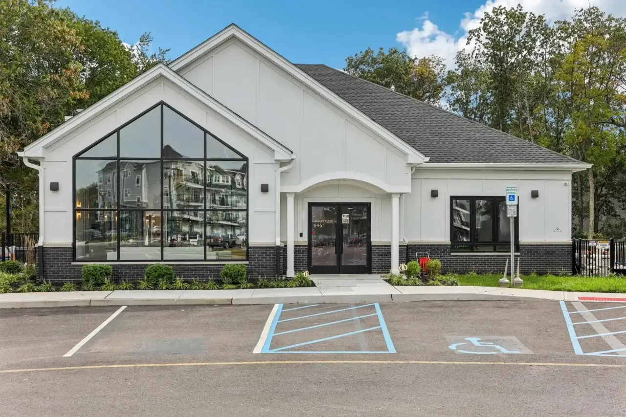 140 web or mls us 9 0110 902