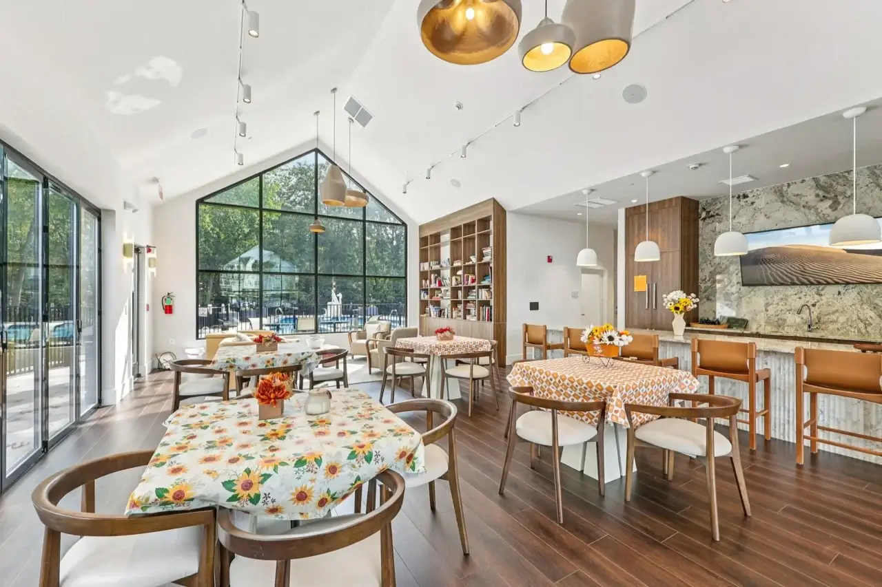 152 web or mls us 9 0110 914