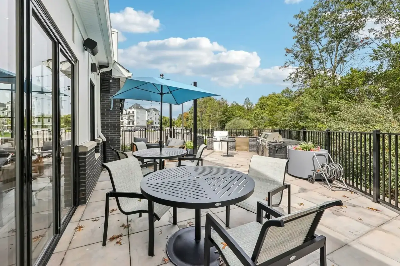 165 web or mls us 9 0110 927