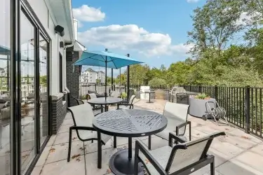 165 web or mls us 9 0110 927