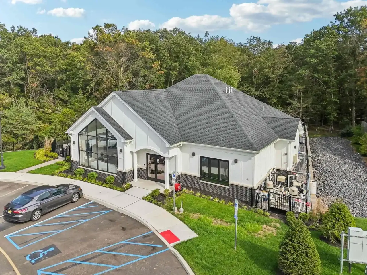 177 web or mls us 9 0110 939