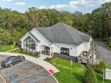 177 web or mls us 9 0110 939