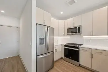 37 web or mls 9 no 332 howell township s0110 014